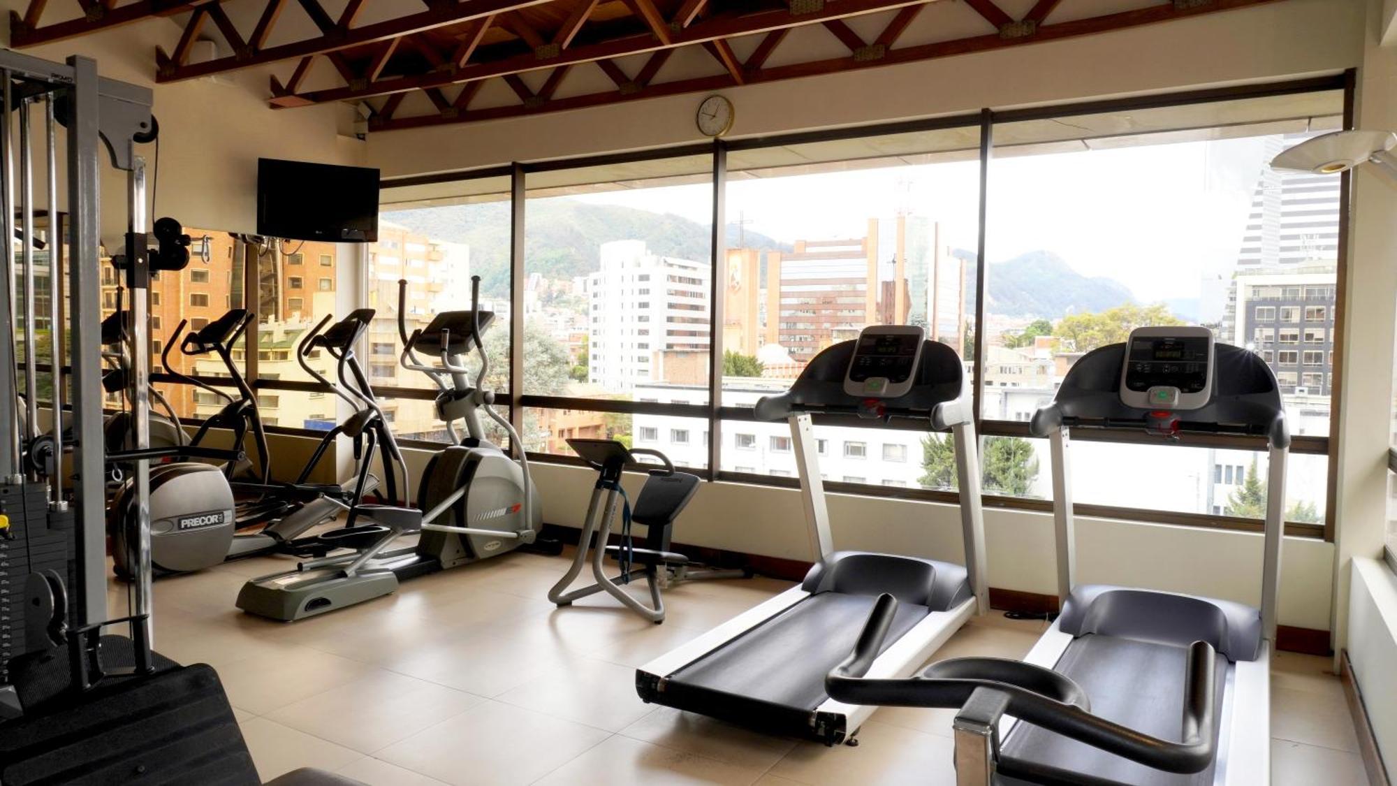 Bogota Plaza Hotel Luaran gambar A gym in Bogotá, Colombia