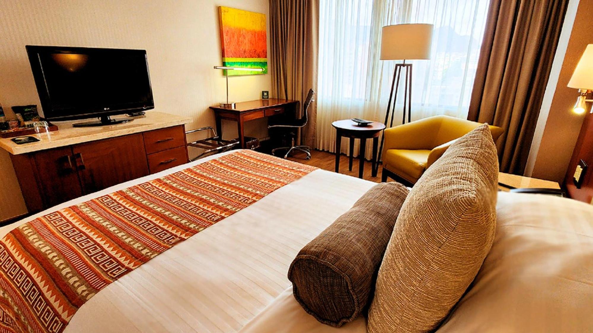 Bogota Plaza Hotel Luaran gambar A room at the hotel